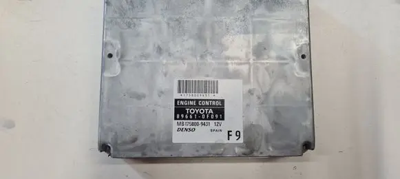 Toyota Corolla Verso AR10 Engine control unit/module 896610F091 MB1758009431