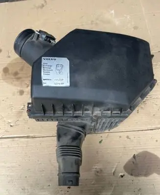 Volvo XC60 Air filter box 72102648