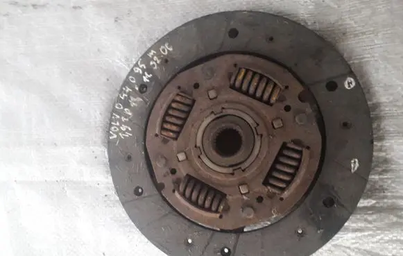 Volvo 440 Clutch pressure plate 
