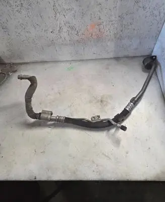 Mercedes-Benz Vito Viano W639 Air conditioning (A/C) pipe/hose A6398306115