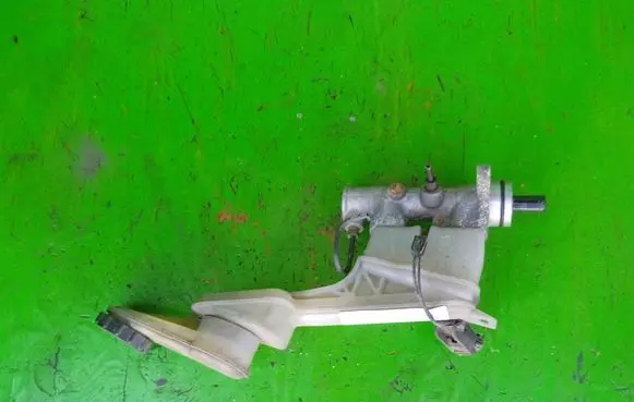 Mazda Premacy Brake booster
