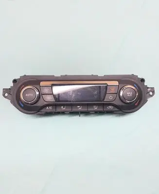 Ford C-MAX II Climate control unit DM5T18C612AH