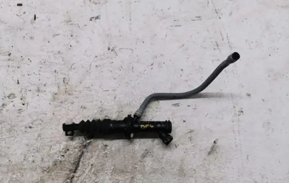 Renault Captur Clutch slave cylinder 