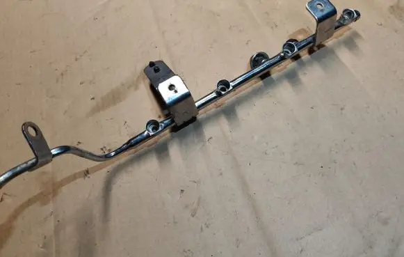 Chrysler Sebring (ST-22 - JR) Fuel main line pipe 