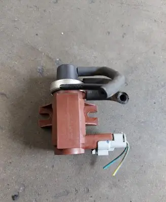 Ford Fiesta Turbo solenoid valve 9652570180 70096803 09T33
