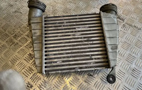 Volkswagen Phaeton Intercooler radiator 3D0145788
