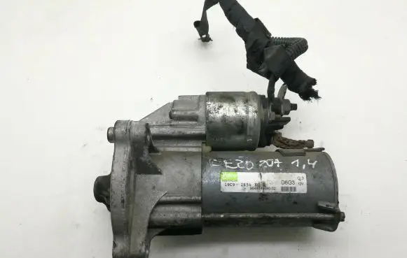 Peugeot 207 Starter motor D6G3