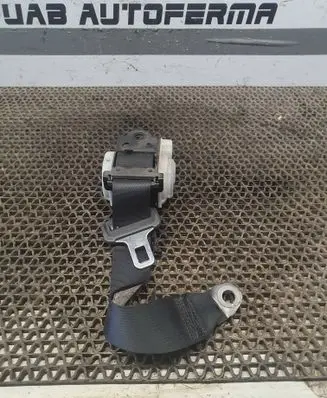 Toyota Avensis T250 Rear seatbelt 