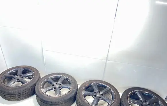Audi Q7 4L R20 alloy rim 4L0601025