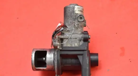 Nissan Note (E11) EGR valve 8200550348