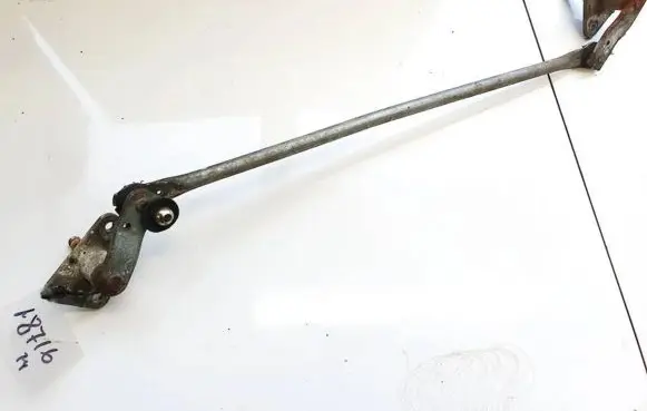 Honda HR-V Front wiper linkage and motor