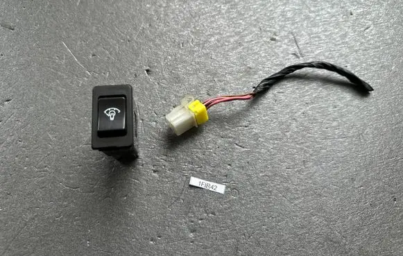 Other switches/knobs/shifts