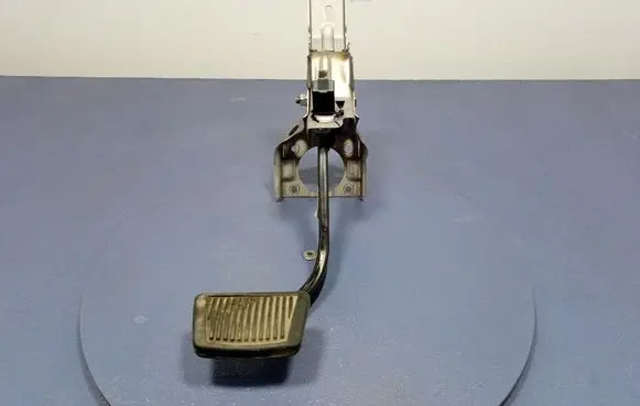 KIA Stonic Accelerator throttle pedal 