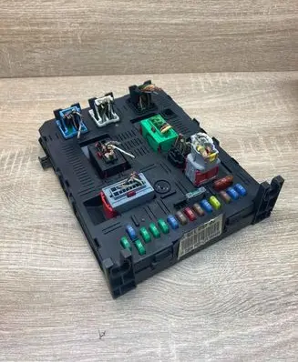 Citroen C5 Central body control module 9660105980 281133468A