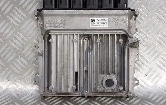 BMW 3 F30 F35 F31 Engine control unit/module ECU 8693213
