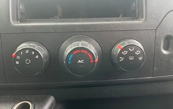 Buick Roadmaster Air conditioning/heating control unit 