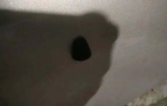Windshield washer spray nozzle