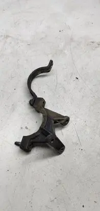 Ford Focus C-MAX Engine mounting bracket 4m513k305ea