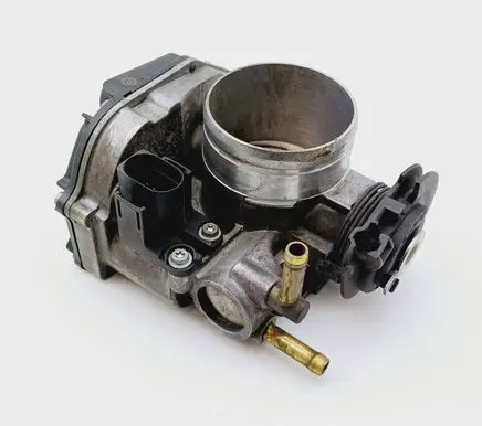 Audi A3 S3 8L Throttle valve 06A133064J
