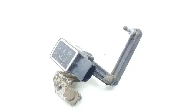 Headlight/headlamp level sensor