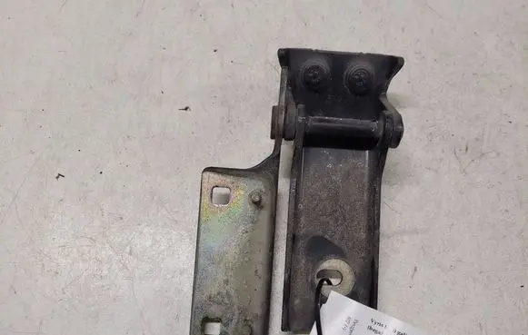 Peugeot 407 Tailgate/trunk/boot hinge