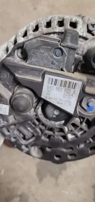 Volkswagen Polo IV 9N3 Generator/alternator 045903023A