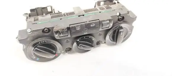 Volkswagen PASSAT B6 Climate control unit 3C1820045A 5HB00932801