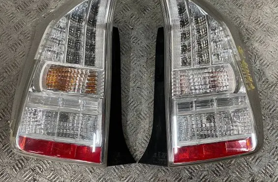 Toyota Prius (XW30) Rear/tail lights set 8156047130 8155047130