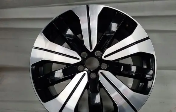 Volvo XC40 R19 alloy rim 32143628