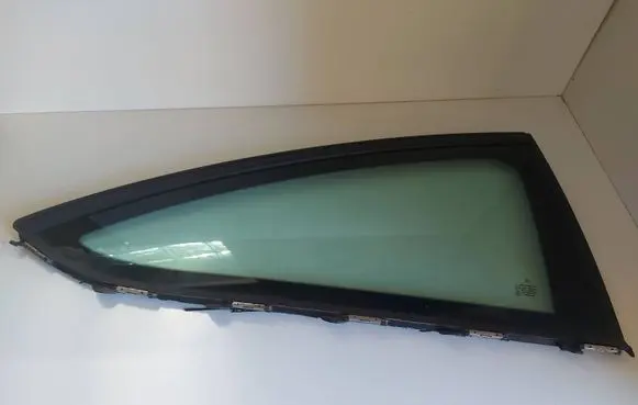 Mercedes-Benz C W204 Rear side window A2046707212