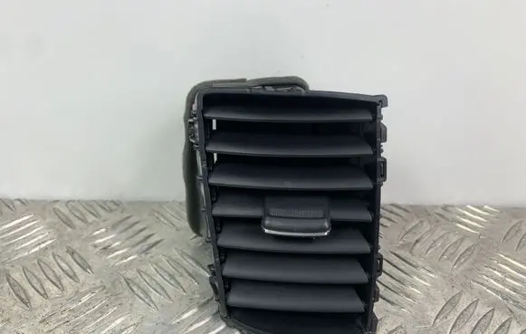 Mitsubishi Outlander Dashboard air vent grill cover trim 8030A204