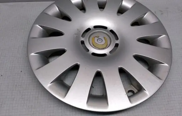 BMW 3 E46 R15 wheel hub/cap/trim 3613109715004 14121810