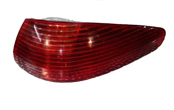 Peugeot 607 Rear/tail lights S27639741