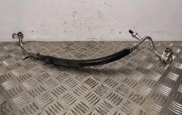 Jeep Grand Cherokee Air conditioning (A/C) pipe/hose 68161179AA