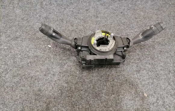 Volvo V60 Indicator stalk 32266029
