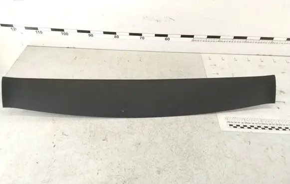 Volvo V60 Tailgate/trunk upper cover trim 39804575 2740573