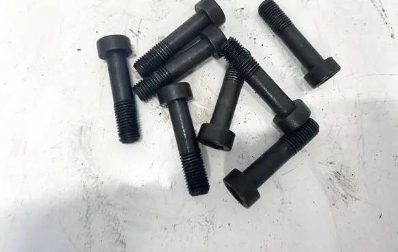 Toyota Avensis T250 Nuts/bolts 
