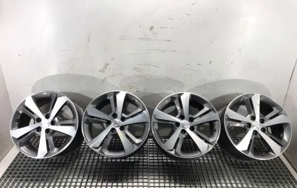Peugeot 308 SW R17 alloy rim 