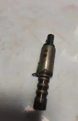 Audi A6 S6 C6 4F Camshaft vanos timing valve 06E109257F