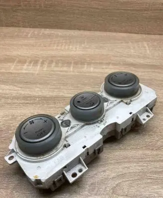 Mazda 6 Climate control unit 5037224320 YEP9FZ8358