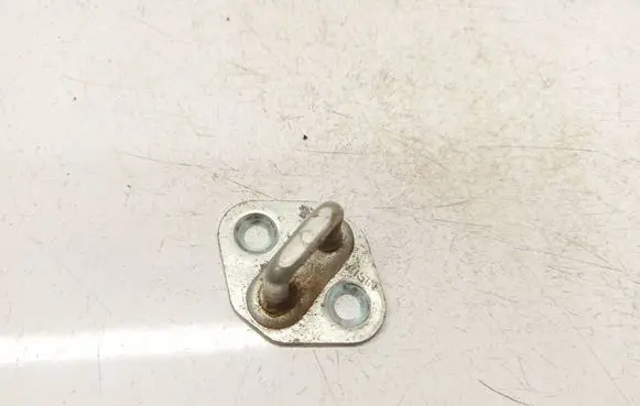 Toyota Avensis Verso Rear door lock loop/hook striker