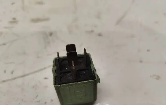 BMW X5 E53 Other relay V23134K59X312 6136 8373700
