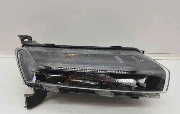 Dacia Spring Headlight/headlamp 266008993R 4121010R