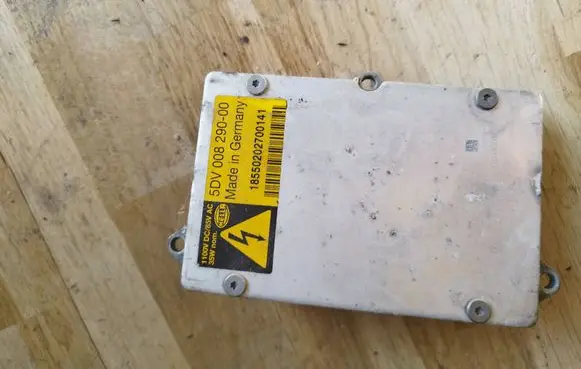 Mercedes-Benz E W211 Headlight ballast module Xenon 5DV00829000 18550202700141