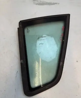 Audi A2 Rear side window 32123