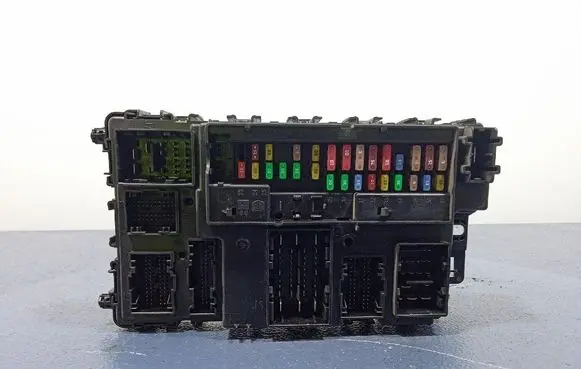 Ford Mondeo MK I Comfort/convenience module HU5T15604CFE