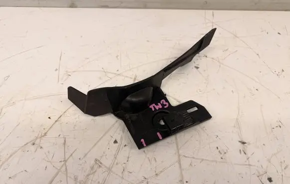 Renault Twingo III Wiper trim TW3POD1 668635848R