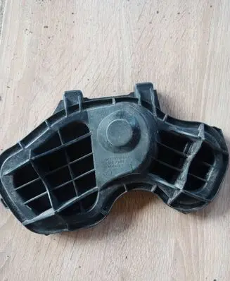 BMW 1 E81 E87 Headlight/headlamp dust cover 6924494