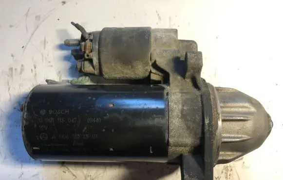 Mercedes-Benz E W211 Starter motor A0061512501 0001115047