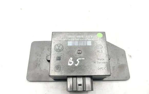 Volkswagen PASSAT B5 Comfort/convenience module 3B0959799 662656086